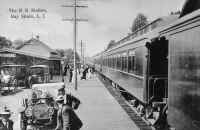 Station-Bayshore-_c.1911.jpg (104152 bytes)